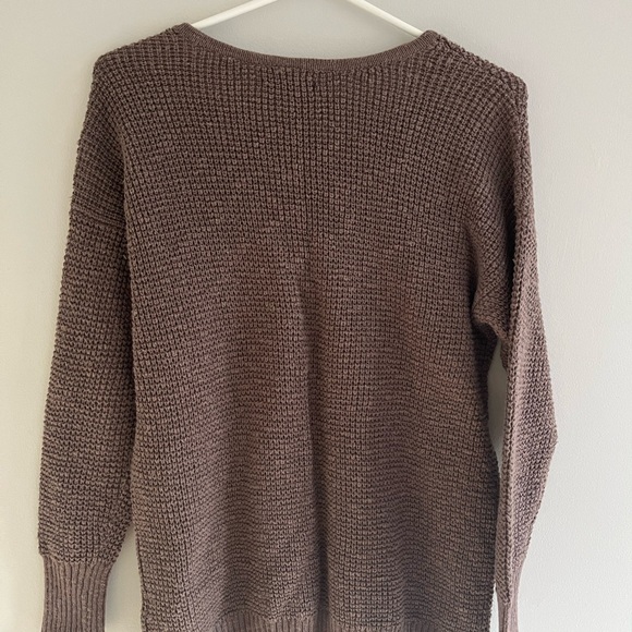 American Eagle Knit Sweater - Picture 3 of 3
